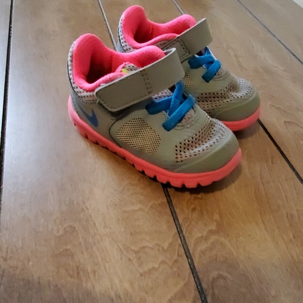 *HOST PICK* Toddler Nike Shoes